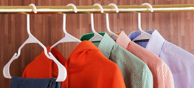 Best Plastic Clothes Hangers in 2023